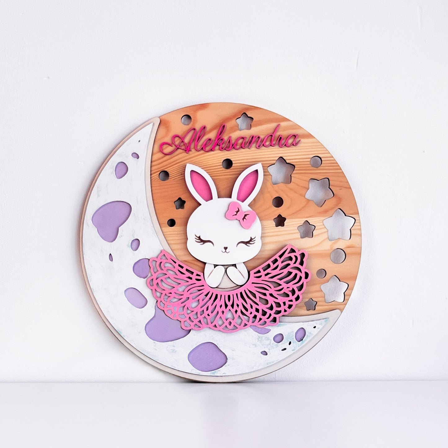 Personalized Baby Name Wooden Name Sign – Round Wall Plaque for nursery or baby’s playroom