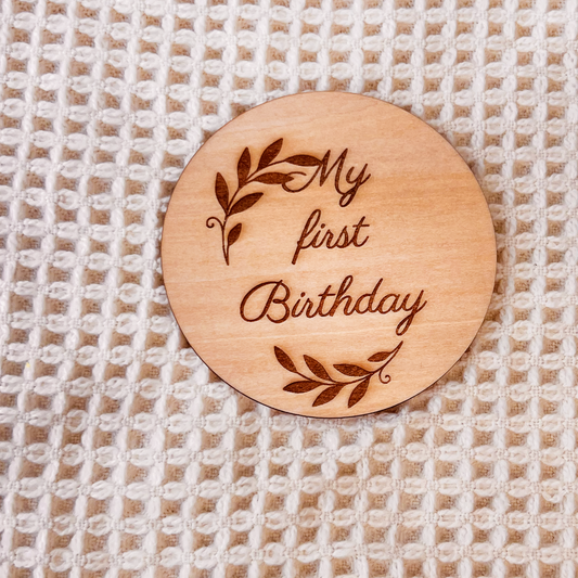 1 Personalized Wooden Baby Milestone Card – Monthly Milestone Photoshoot Disc